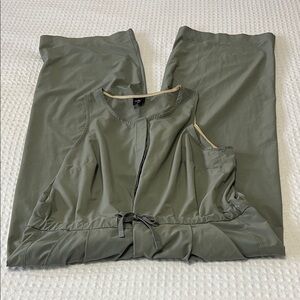 REI Co-op Sun Up Olive Green Sleeveless Wide Leg Crop Jumpsuit Size Large